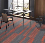 ⁦موكيت شرائح رمادي مع احمر⁩ - الصورة ⁦2⁩