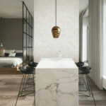 ⁦ورق جدران مموج كوري ابيض مموج برمادي خفيف⁩ - الصورة ⁦2⁩