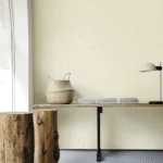 ⁦ورق جدران ساده كوري بتر كريم مصفر⁩ - الصورة ⁦2⁩