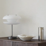 ⁦ورق جدران ساده كوري رمادي مع بيج⁩ - الصورة ⁦2⁩