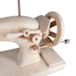 ⁦مجسم بتصميم ماكينة خياطة⁩ - الصورة ⁦3⁩