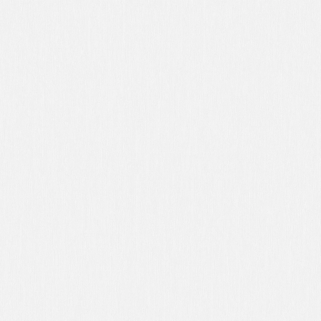 Luxury silk bedding set with elegant embroidery, perfect for a lavish bedroom ديكورات فاخرة سرير حريري مزين بالتطريز الأنيق لراحة وفخامة عالية تصميم فاخر يناسب غرف النوم الرفيعة الجودة.