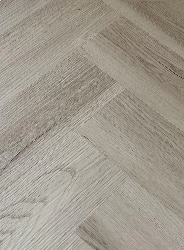 باركيه ارضيات ضد الماء هرمي