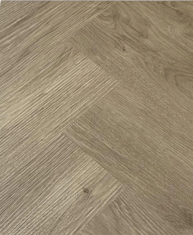 حجر خشبي فخم بألوان دافئة وتصميم أنيق يناسب الديكورات الراقية.