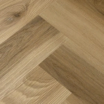 رخام خشبي فخم مع نقوش طبيعية، ديكور داخلي أنيق وفاخر.