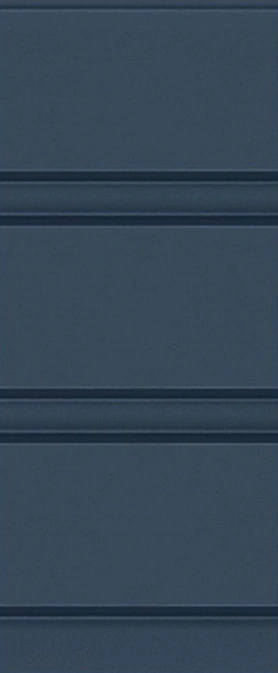 خيط فخم من الحرير بدرجات اللون الأزرق الفاخر.