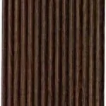 خلفية نمط فخم من الخشب الطبيعي بألوان دافئة وإضاءة ناعمة لتعزيز جو الفخامة.