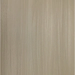 خشب فخم بلون طبيعي أنيق، ديكور راقٍ يعكس الفخامة والذوق الرفيع في التصميم الداخلي.