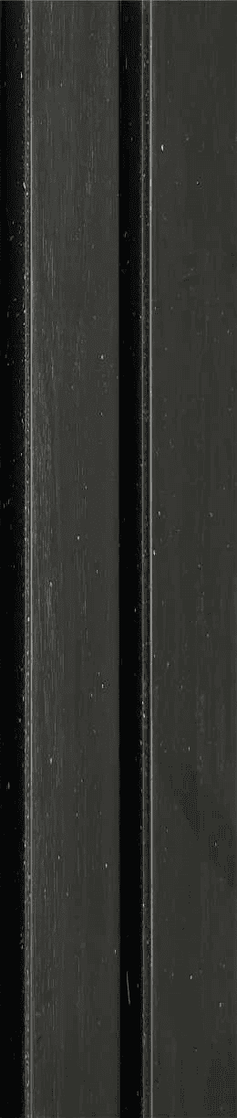 مفاتيح سوداء فاخرة مع تصميم أنيق وفخامة للمساحات الراقية.