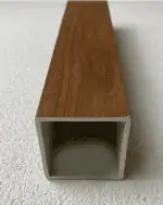 أعمدة بارتشن بديل خشب خشبي فاتح 5x5