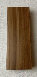 ⁦أعمدة بارتشن بديل خشب بني 10x5⁩ - الصورة ⁦2⁩